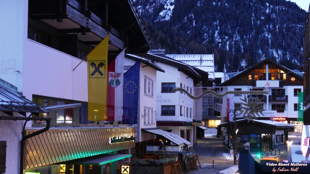 St. Anton am Arlberg in Österreich - Ski Gebiert und Party Zone