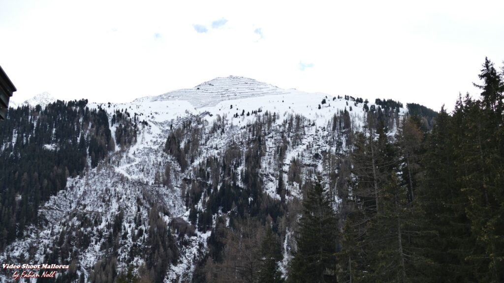 St. Anton am Arlberg in Österreich - Ski Gebiert und Party Zone