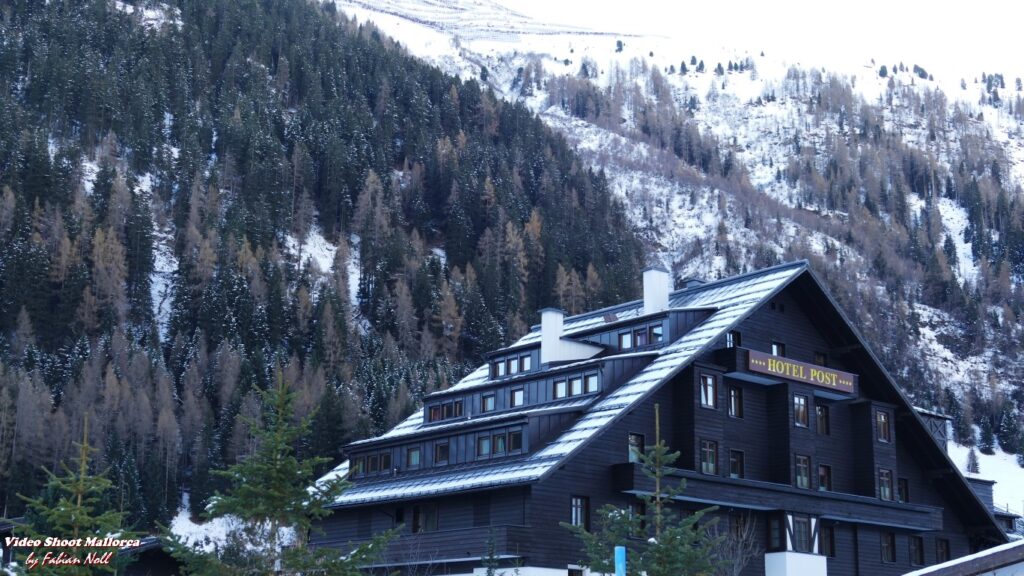 St. Anton am Arlberg in Österreich - Ski Gebiert und Party Zone